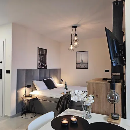 Urban - Baildona 103b - Balcony - Free Garage Apartment Katowice