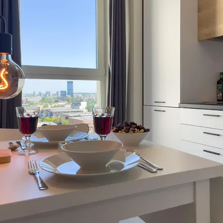 Apartment Urban - Baildona 103b - Balcony - Free Garage *